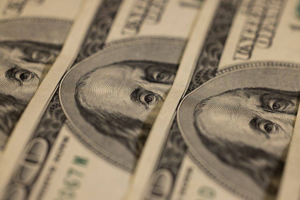 Hundred-dollar bills. Car buyers should use the car buying website Edmunds to help figure out the car prices that fit their budget. It will show your average monthly payment will be and can assist in finance cars.