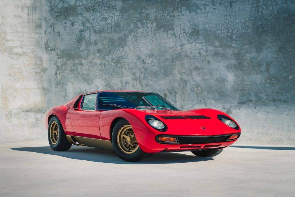 Lamborghini Miura. Buy or Sell. Gullwing in Astoria NY makes easy deals and quick payment.